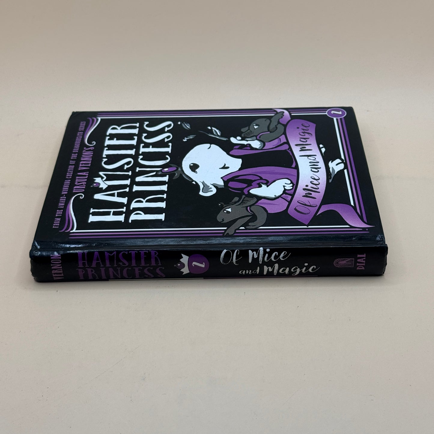 Hamster Princess: Of Mice and Magic by Ursula Vernon