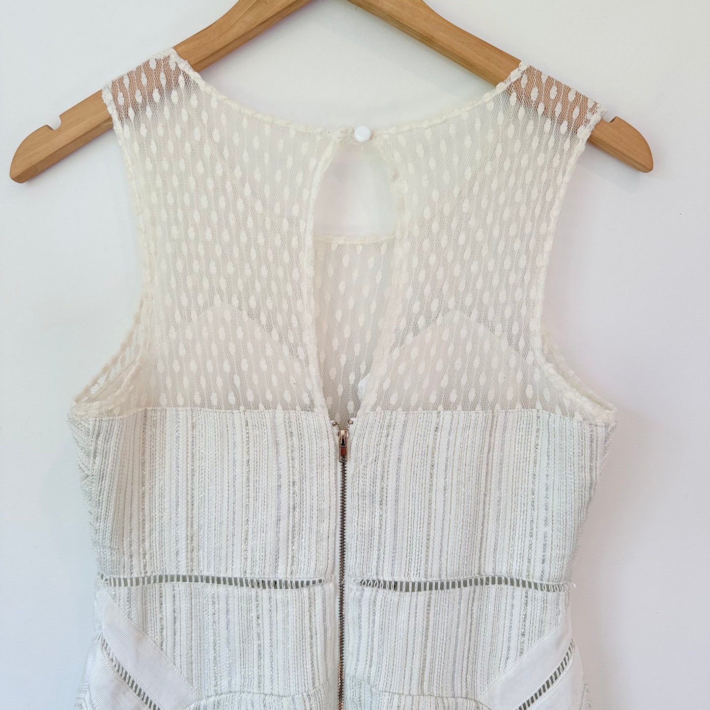 Asilio Size 8 Lace Dress