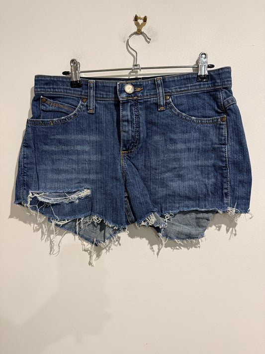 Q-Baby Waist 80cm Distressed Denim Shorts