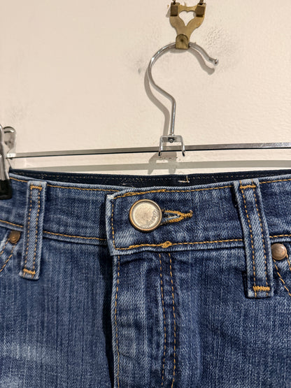 Q-Baby Waist 80cm Distressed Denim Shorts