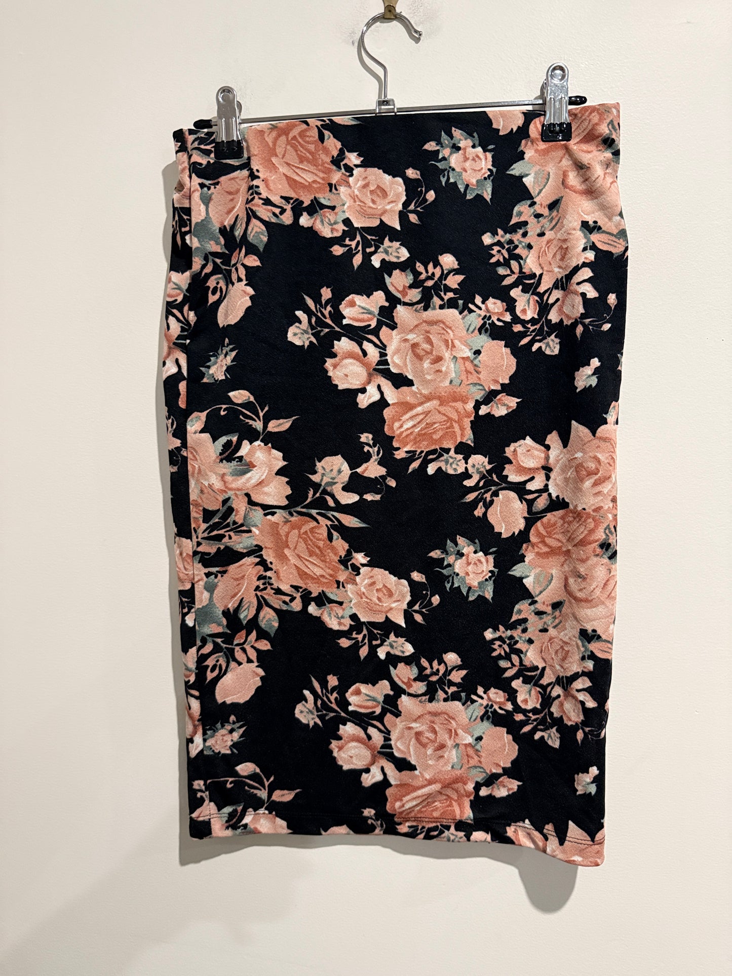 Mirrou Size 8 Floral Print Pencil Skirt