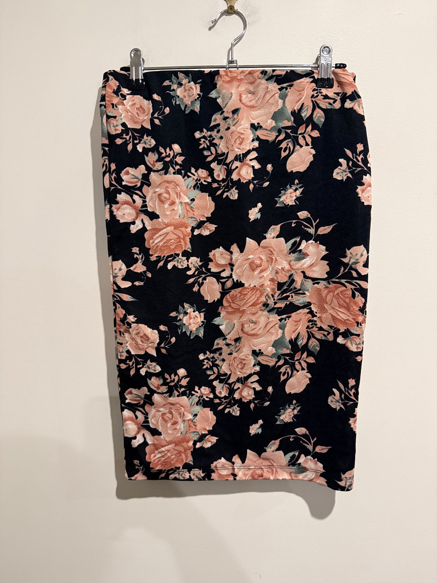 Mirrou Size 8 Floral Print Pencil Skirt