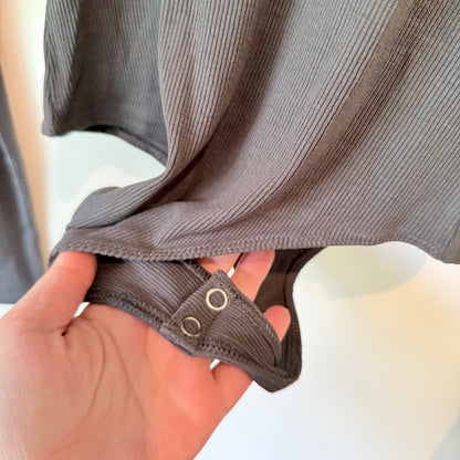 Glassons Size M Ribbed Bodysuit