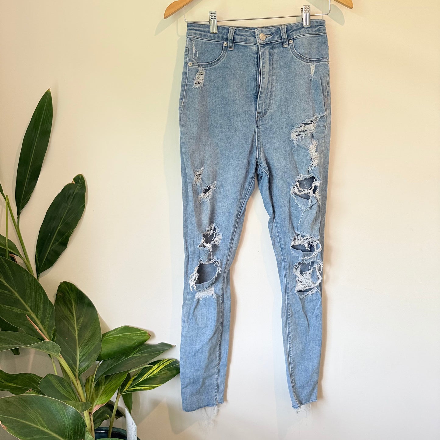 Glassons Size 10 Distressed Jeans