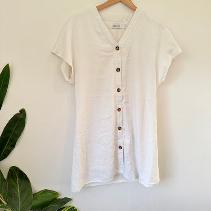 The Editor's Market Size S Button Down Tunic