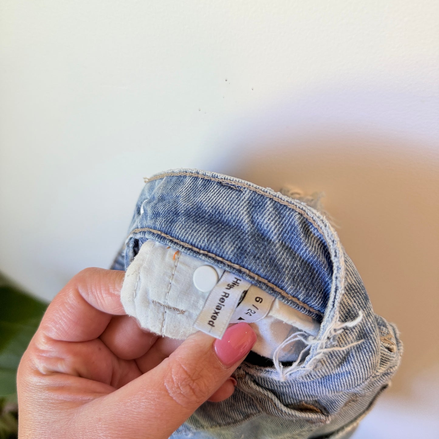 Abrand Jeans Size 6/24 Distressed Denim Shorts