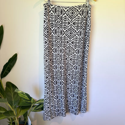 Geometric Print Stretch Maxi Skirt - 72cm Waist