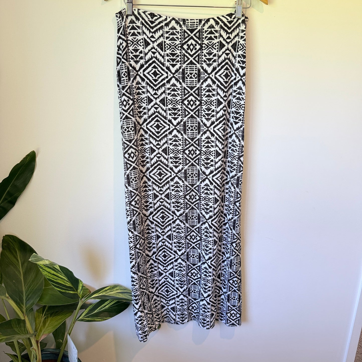 Geometric Print Stretch Maxi Skirt - 72cm Waist