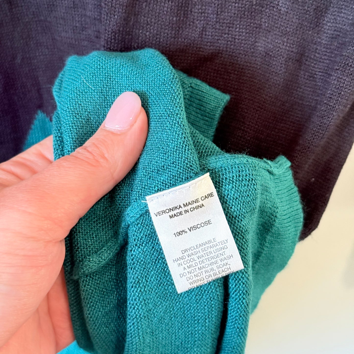 Veronika Maine Size M Viscose Knit Dress