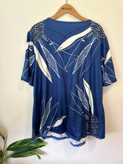 Brand Unknown U/Arm to U/Arm 64cm Leaf Print Tunic