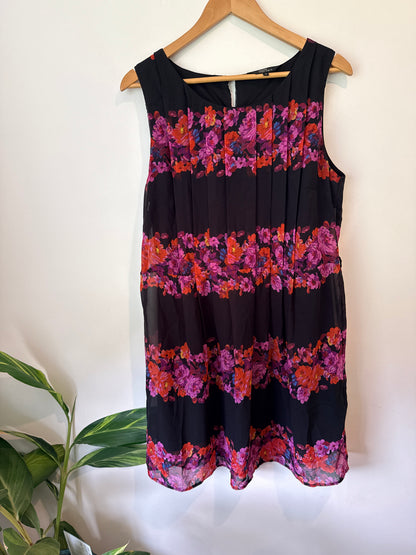 Urban Precinct Size 14 Floral Dress