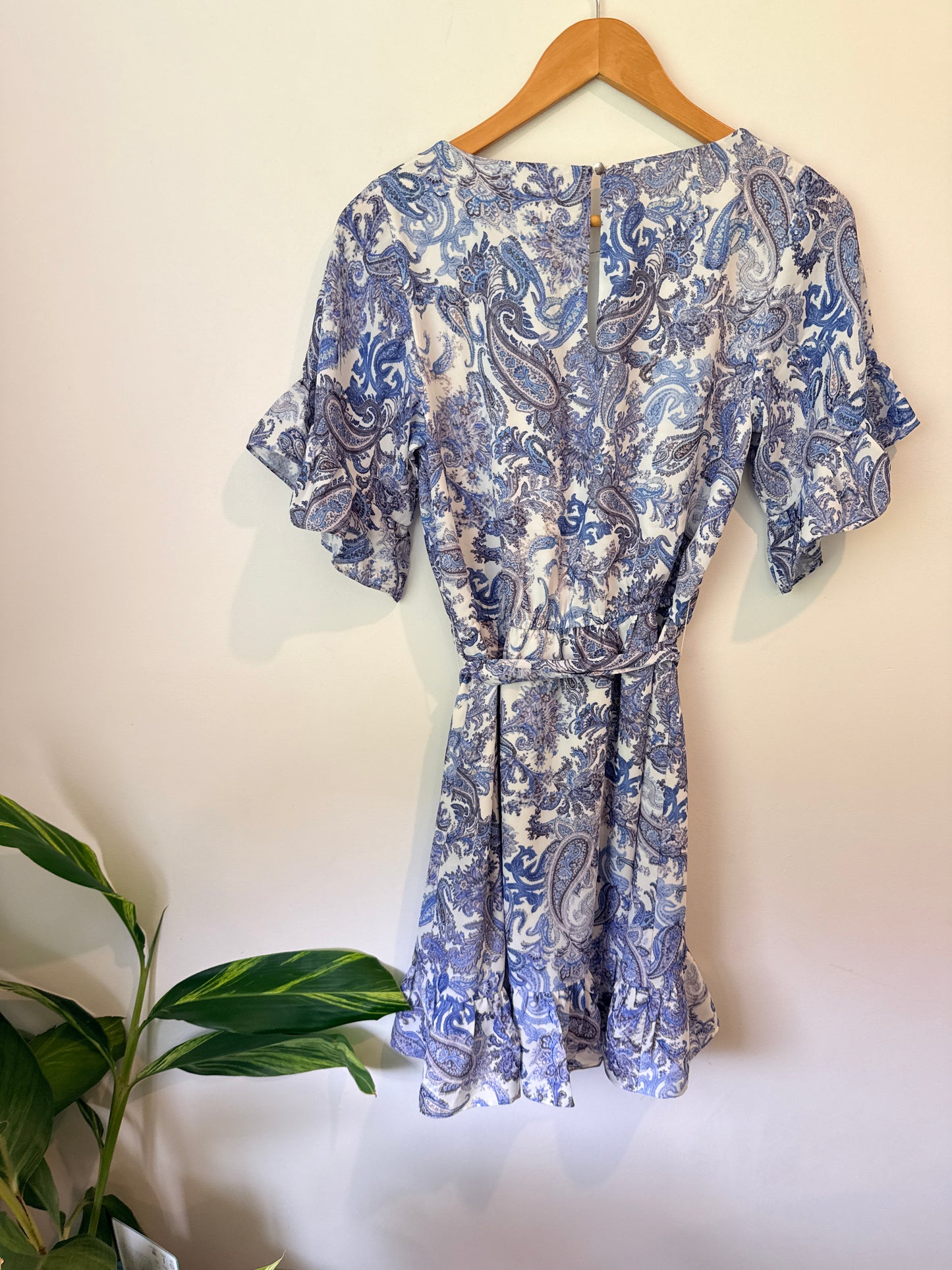 Portmans Size 8 Paisley Print Wrap Dress