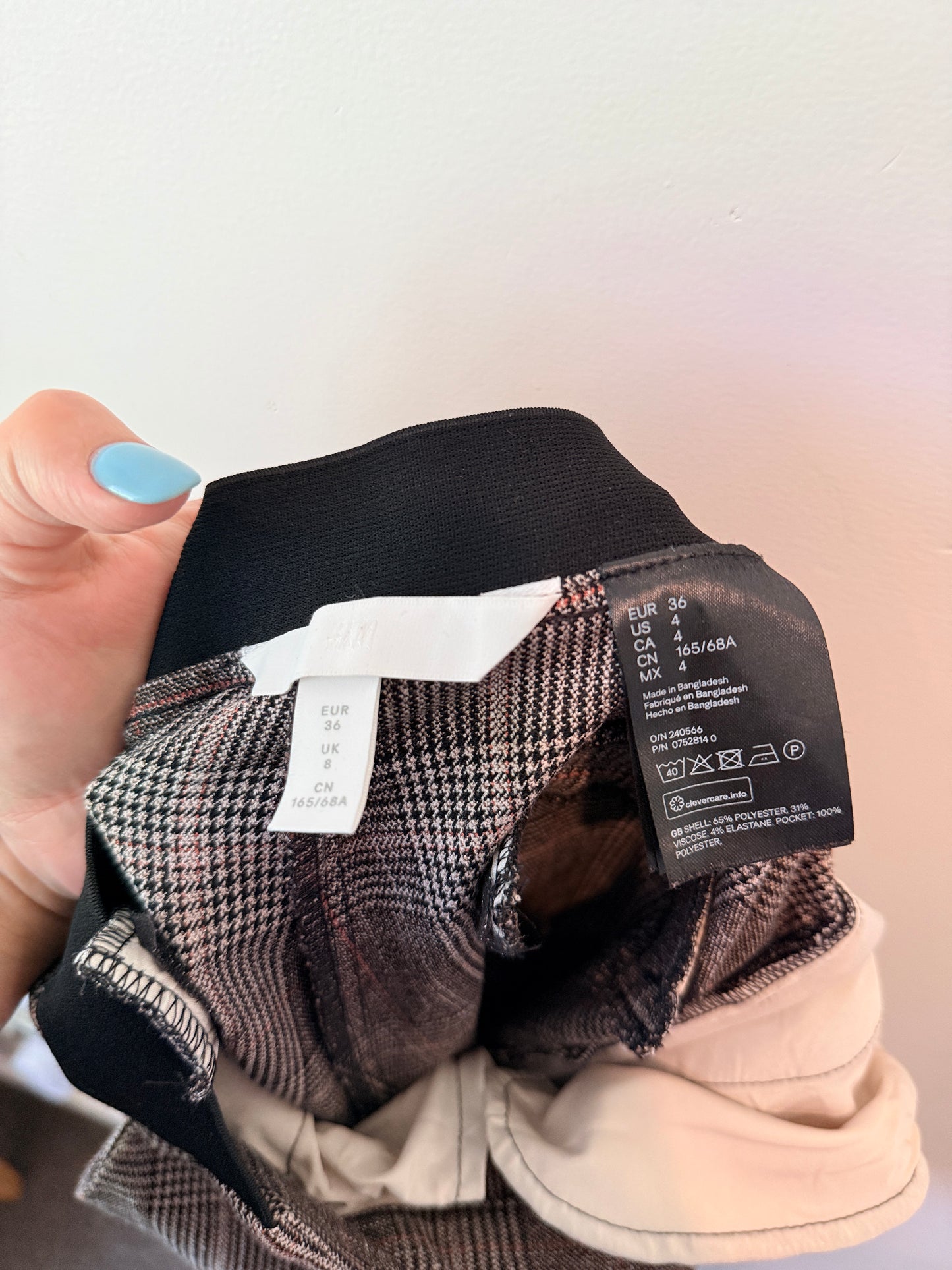 Witchery Size 8 Plaid Pattern Trousers