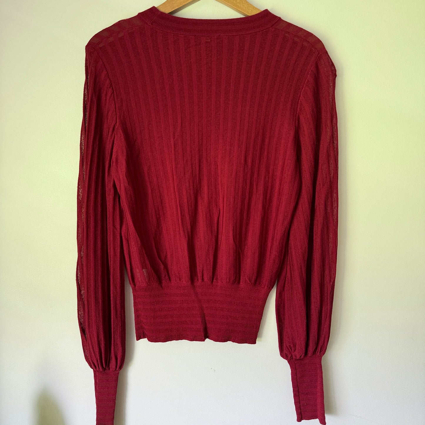 Cue Size U/Arm 44cm Red Knit Sweater