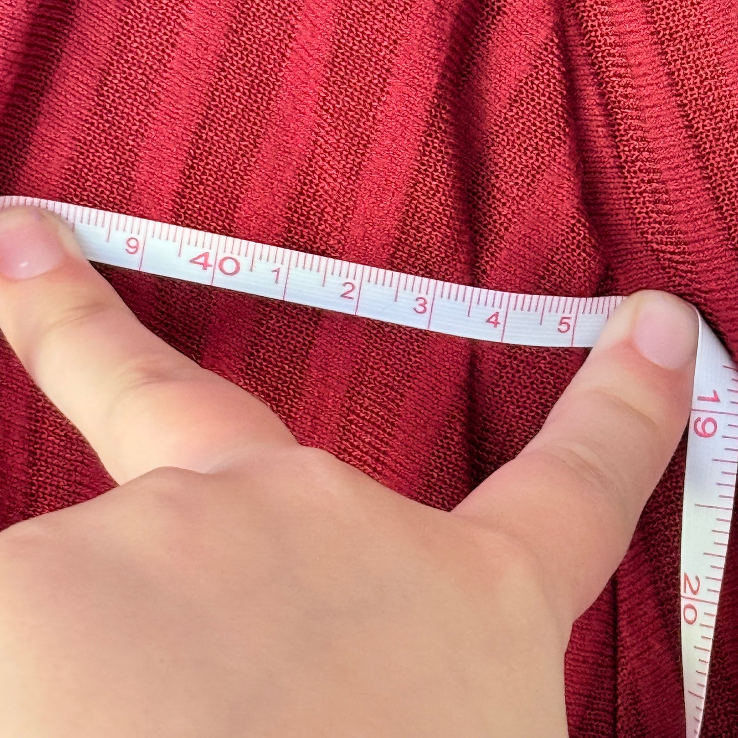 Cue Size U/Arm 44cm Red Knit Sweater