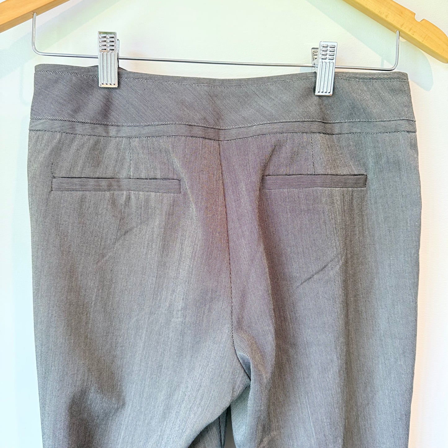 Jacquie E Size 8 Dress Pants