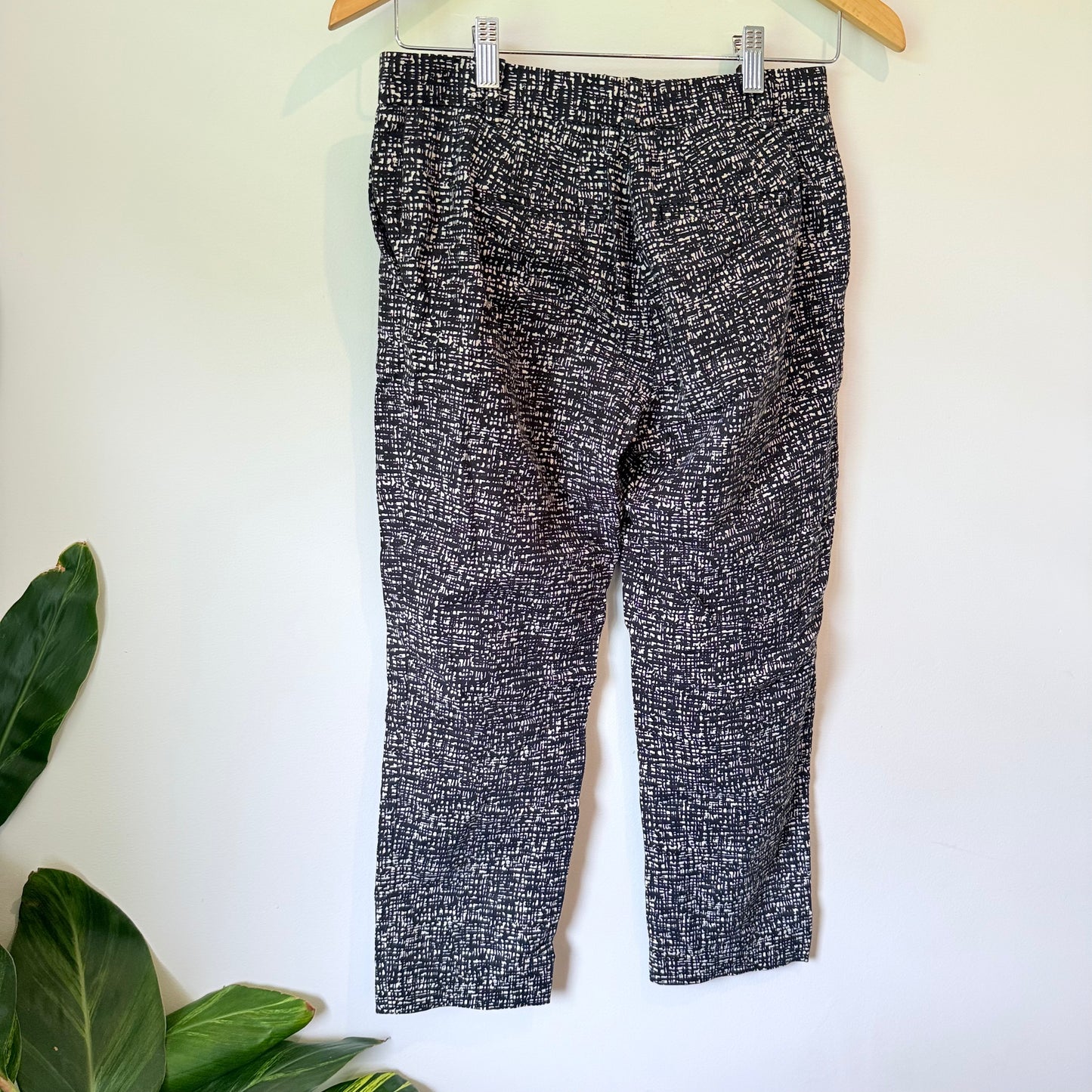 GAP Size 2 Regular Crop Cotton Pants