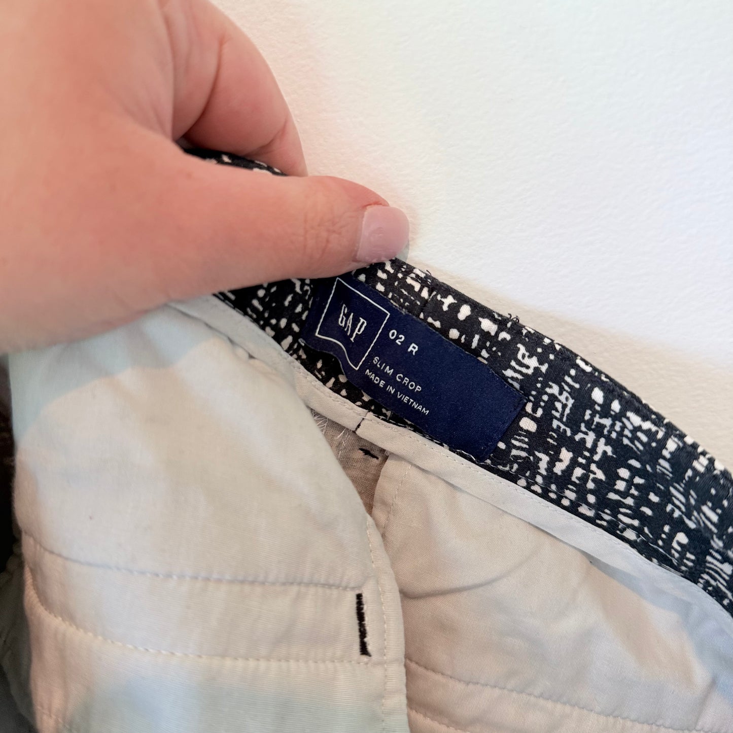 GAP Size 2 Regular Crop Cotton Pants