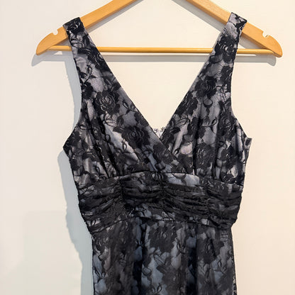 Harlow Size 8 Floral Lace Overlay V-Neckline Dress