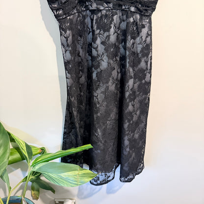 Harlow Size 8 Floral Lace Overlay V-Neckline Dress