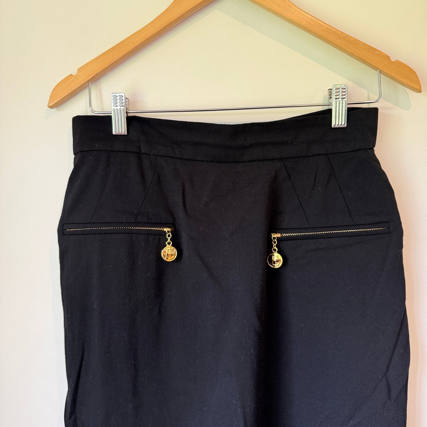 Escada Size 40 Pure Wool Black Midi Pencil Skirt