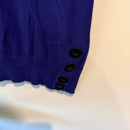 Switch Size S V-Neck T-Shirt