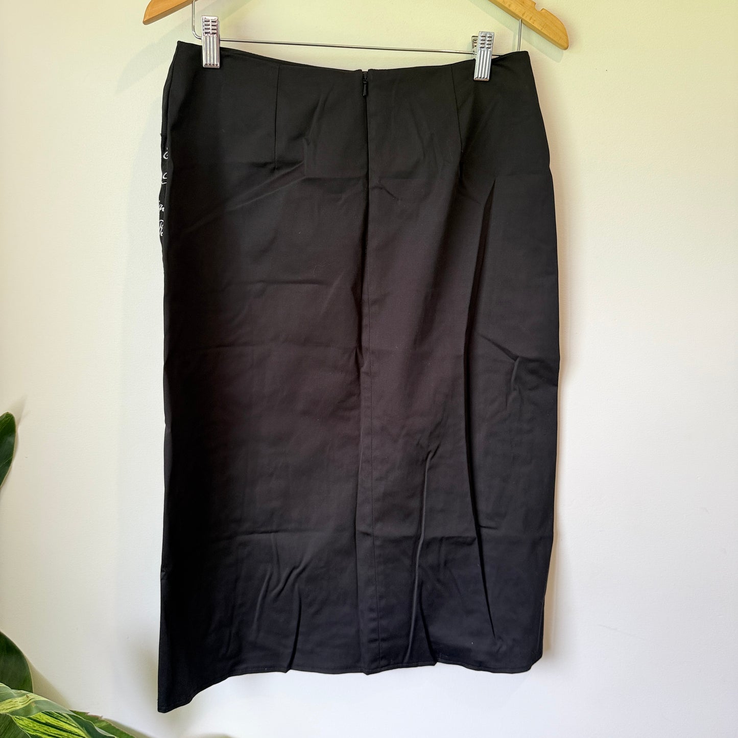 Ruby Red Size 10 NZ Made Black & White Midi Skirt with Text Patterns