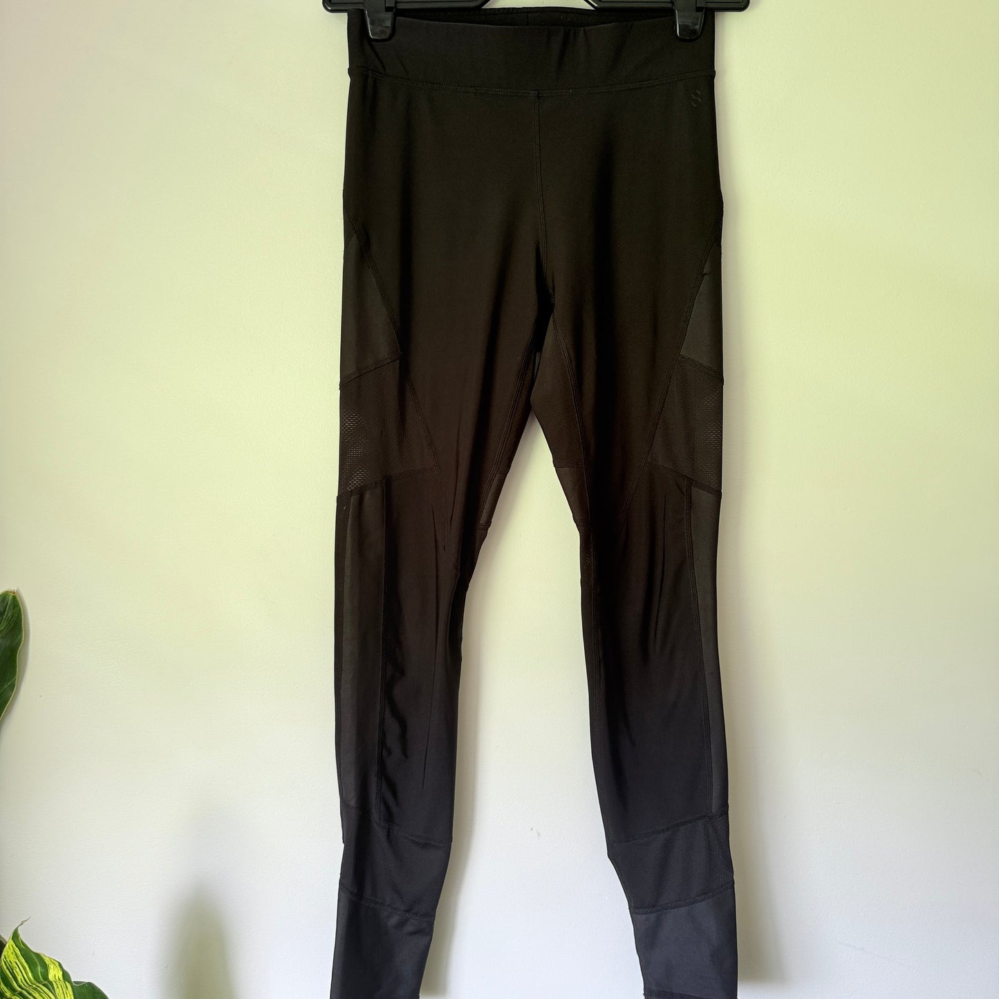 Black Athletic Leggings with Mesh Panels - 60cm waist