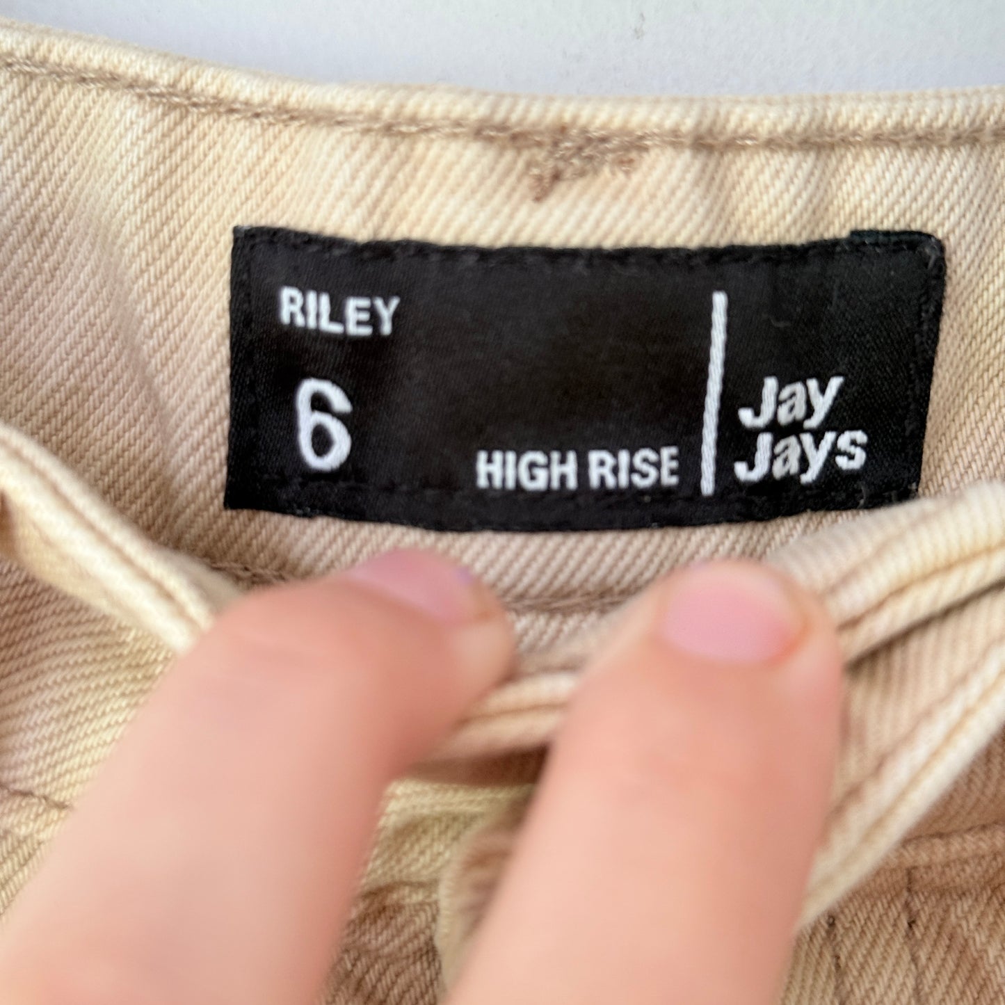 Jay Jays Riley Size 6 Beige Denim Cut-Off Shorts
