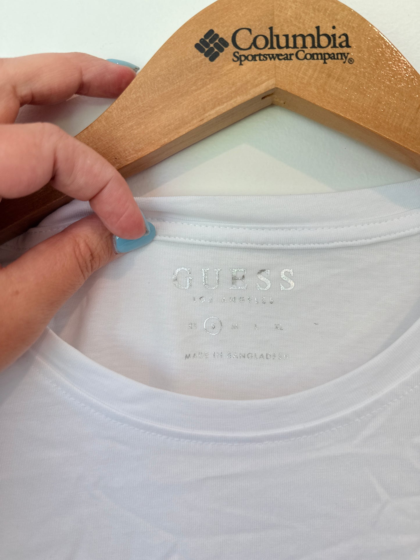 Guess Size S Graphic Tee