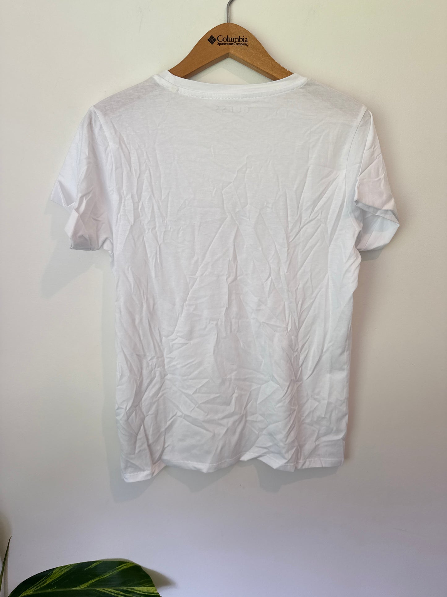 Guess Size S Graphic Tee