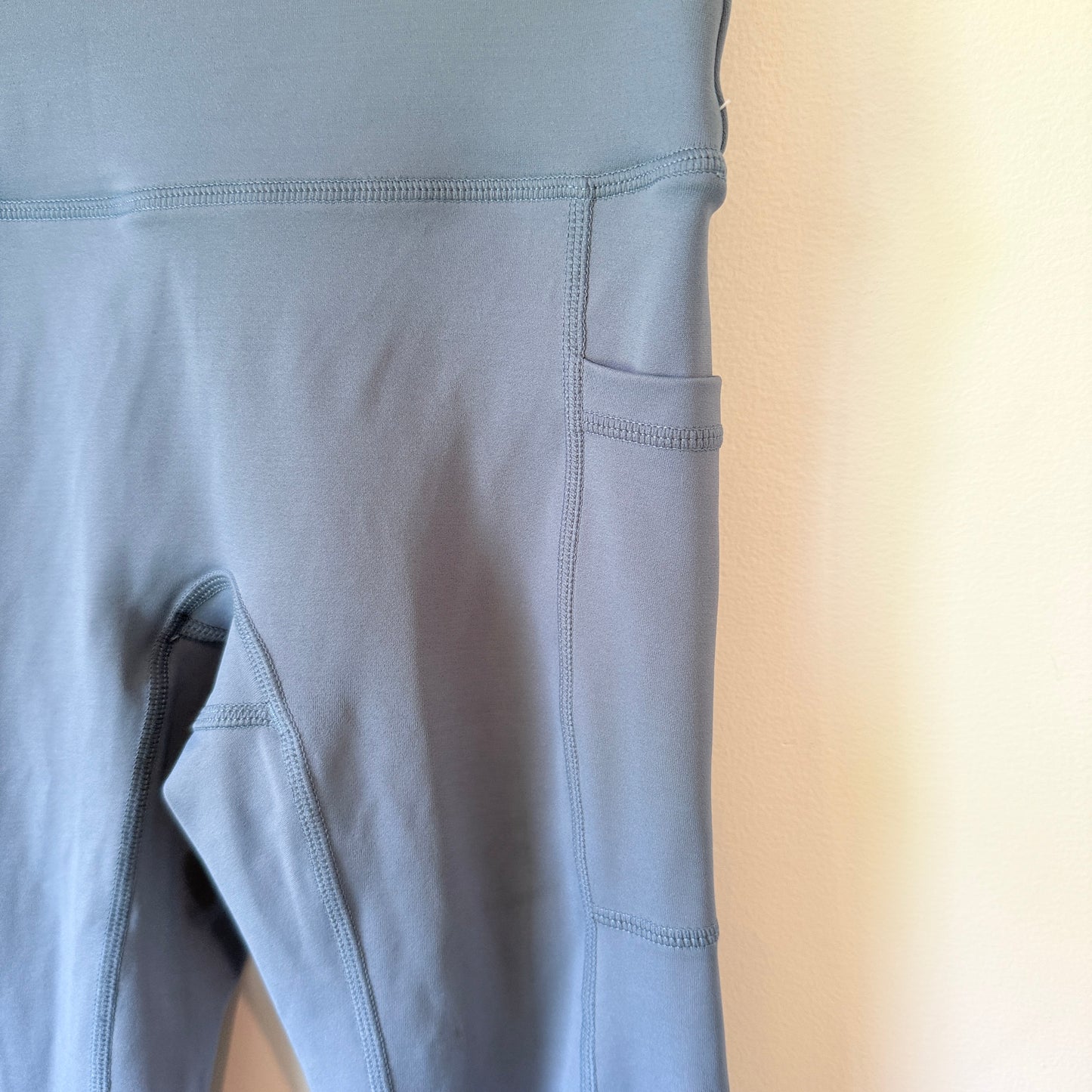 Oxyfit Size XS High-Waisted Ribbed Athletic Leggings