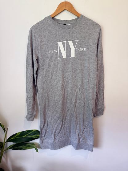 H & M Divided Size 10 Long Sleeve Sweatshirt Dress
