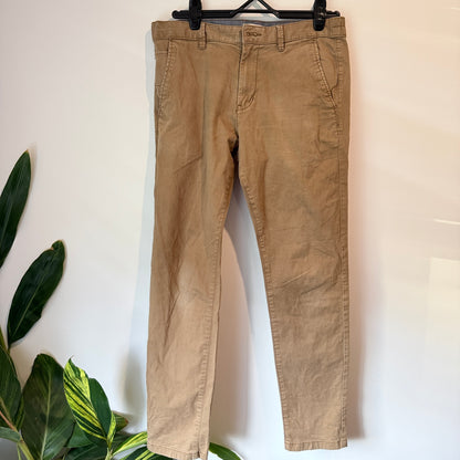 EDC Size 31|32 Tan Men's Chino Pants(missing button)