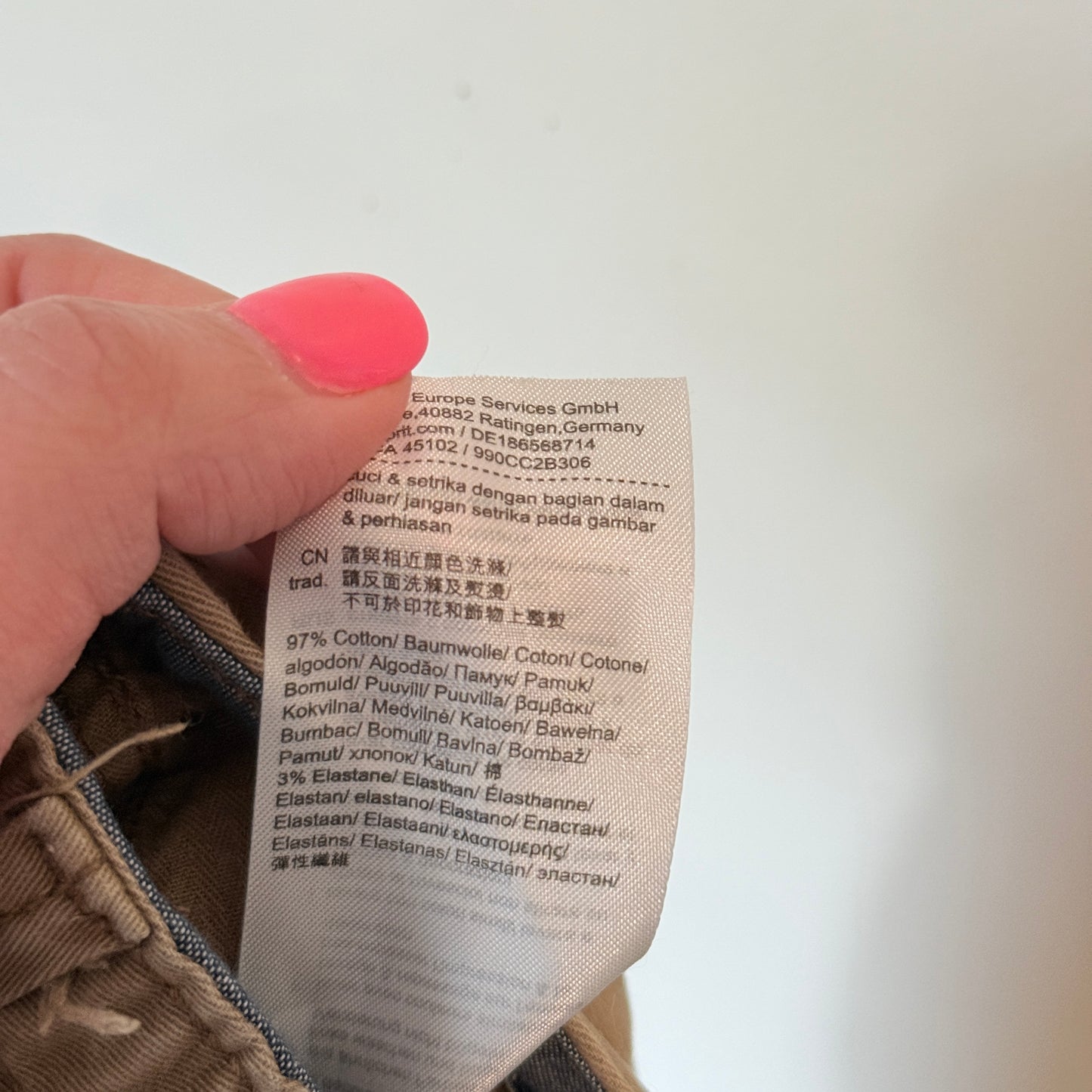 EDC Size 31|32 Tan Men's Chino Pants(missing button)