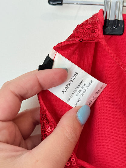 Brand Unknown Size 8-10 Red Handkerchief Top