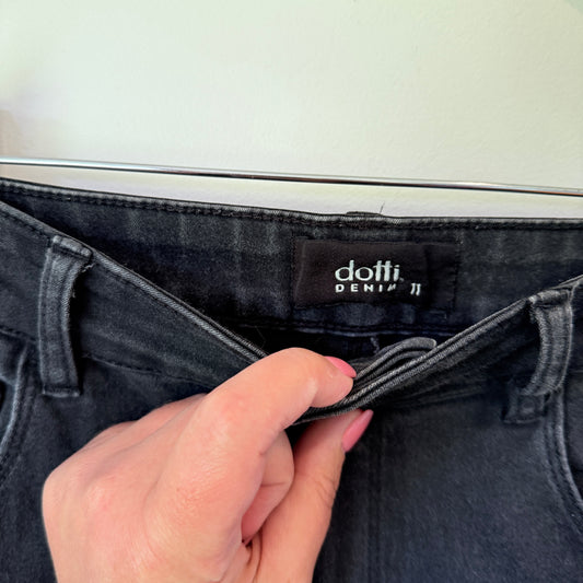 dotti Size M High Rise Super Skinny Jeans in Black