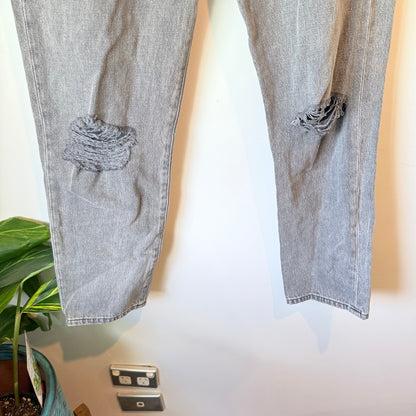 FRAME Size 27 Black Distressed Jeans