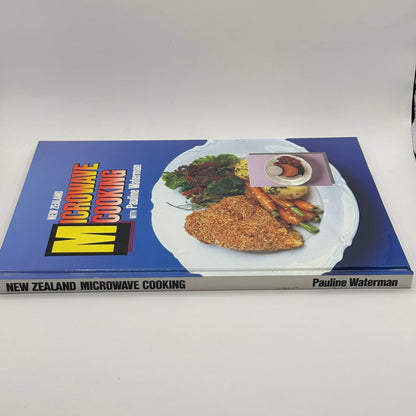 New Zealand Microwave Cooking by Pauline Waterman