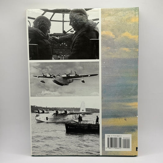 Sunderland at War by Chaz Bowyer
