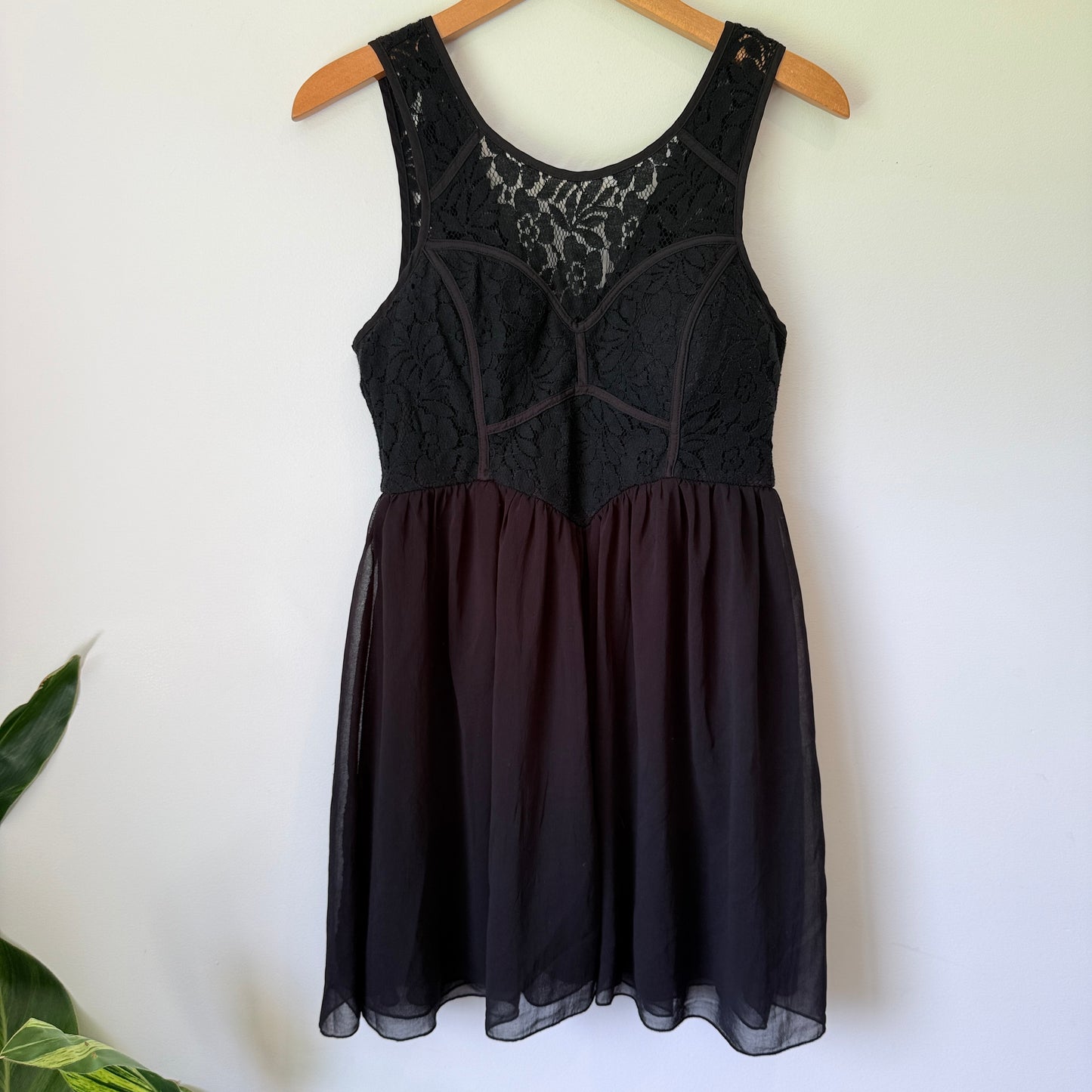 Dotti Size 12 Black Lace & Chiffon Fit-and-Flare Dress