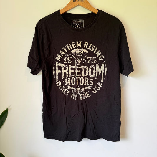 Regular Fit Size S Black Cotton Graphic T-Shirt