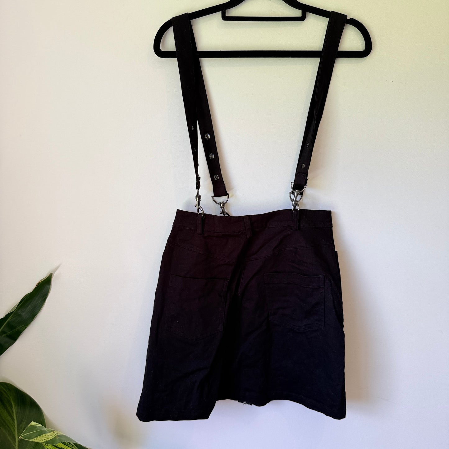Dangerfield Size 8 Black Dungaree Skirt