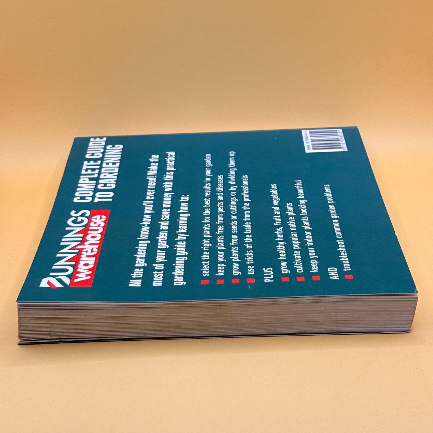 Bunnings Warehouse Complete Guide to Gardening