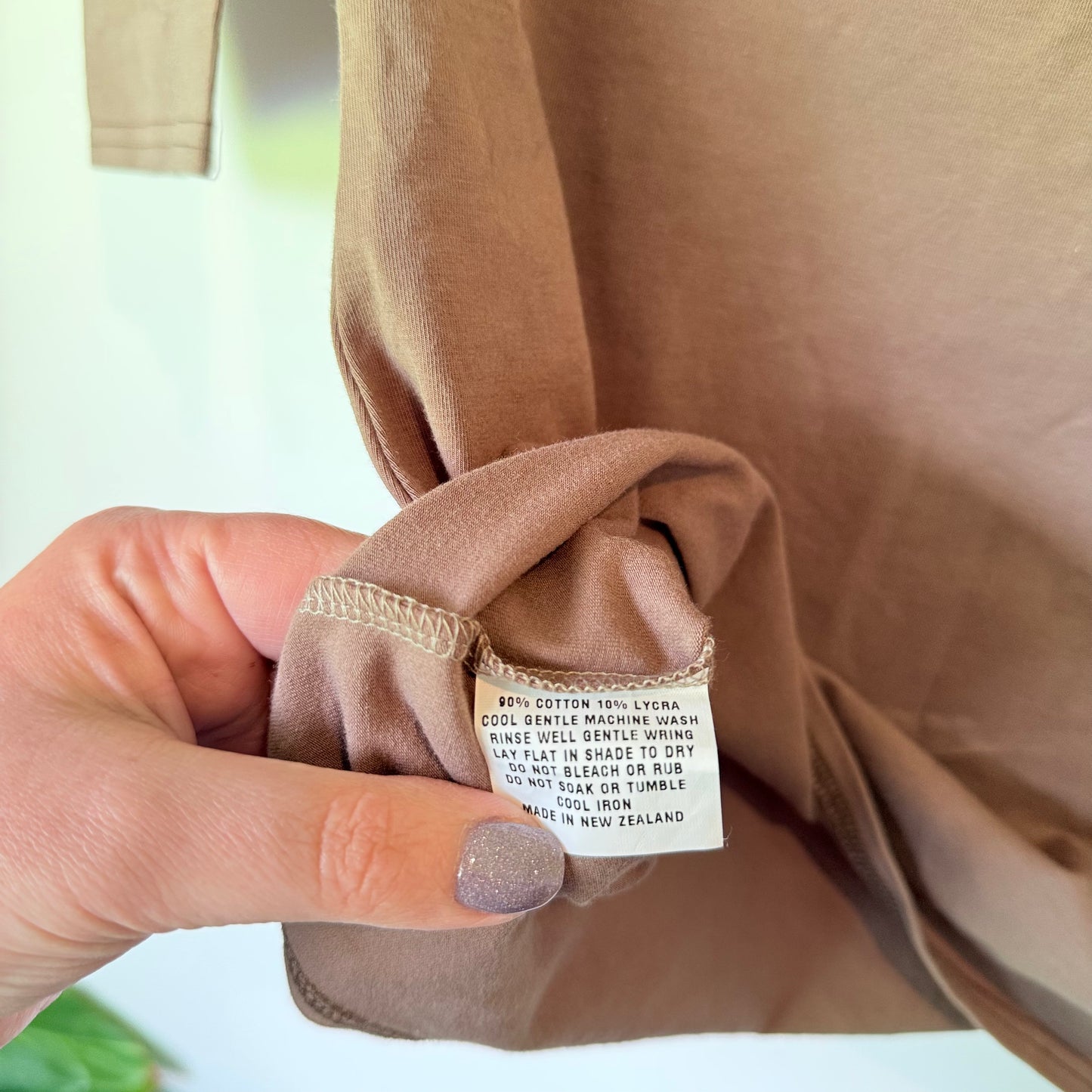 Cut Label Boat Neck Top Brown Size M