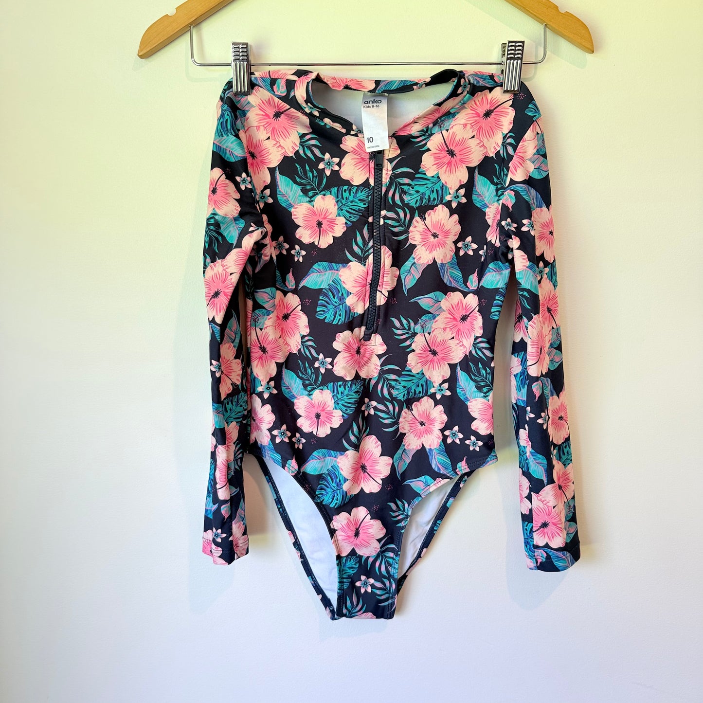 Anko Size 10 Kids Tropical Twist Back Surf Suit – Black