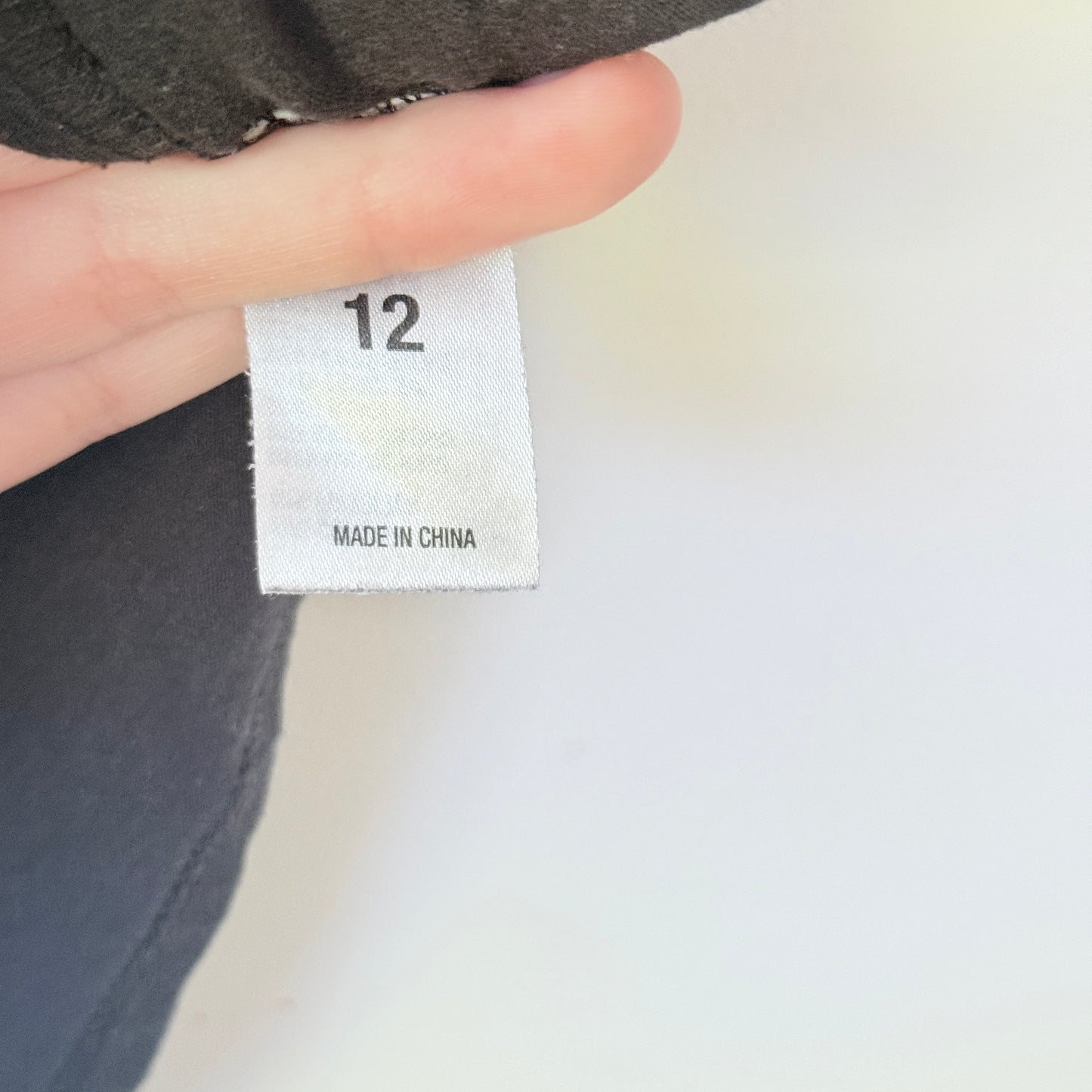 Batgirl Size 12 Black Short-Sleeved T-Shirt