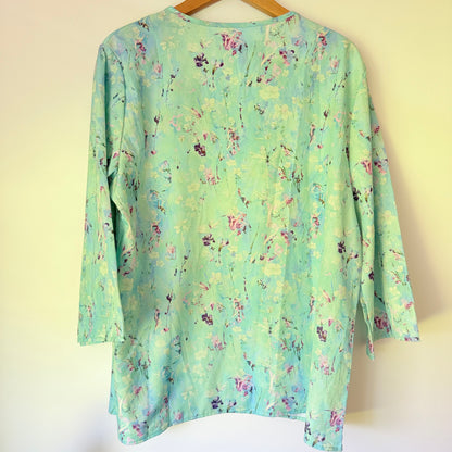 Brand Unknown Size XL V-Neck Floral Tunic Top Blouse