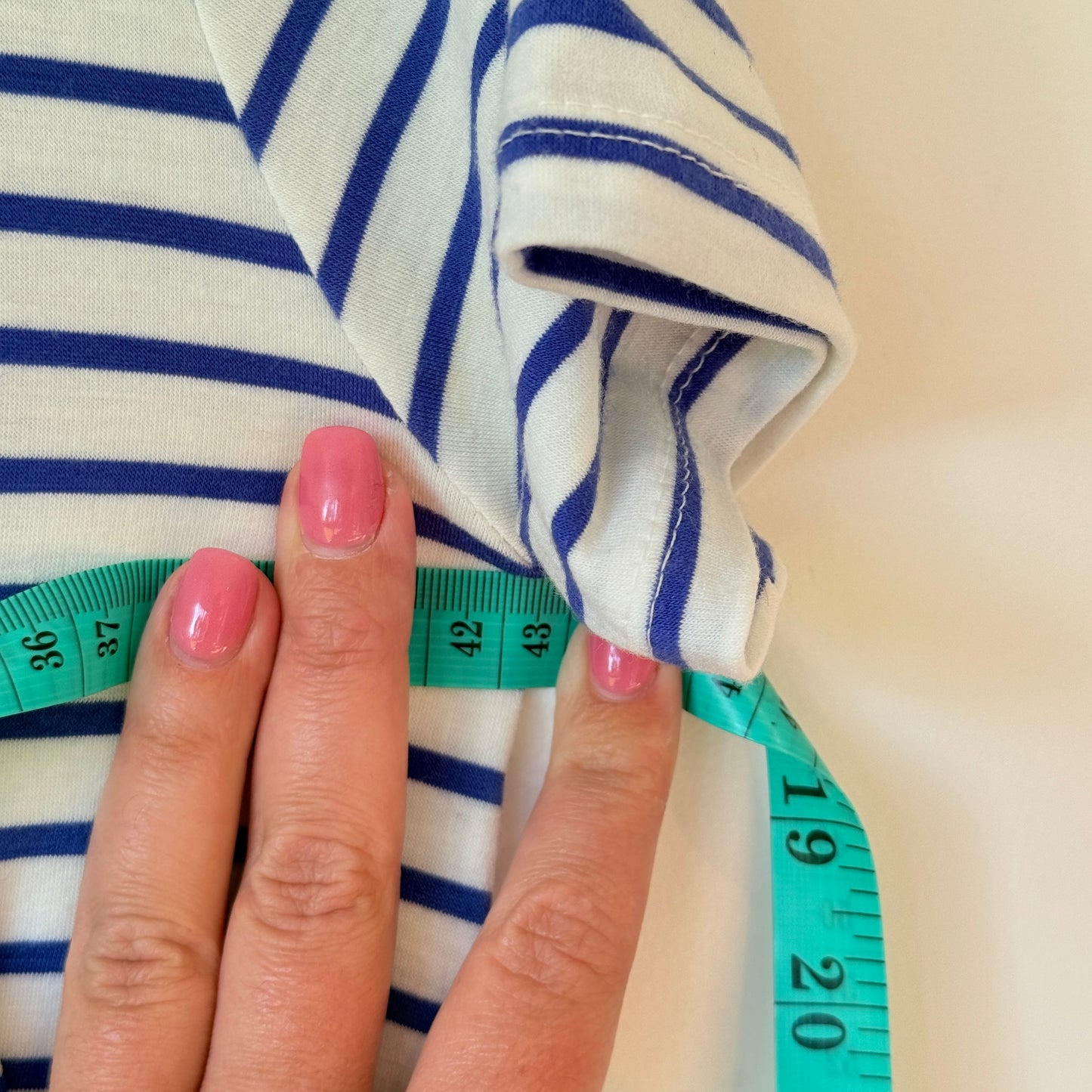 Urvan Chic Size U/Arm to U/Arm 43cm Striped Short Sleeve Top