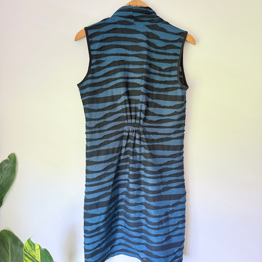 Max Size XS Sleeveless Shift Dress Blue and Black Textured Stripe